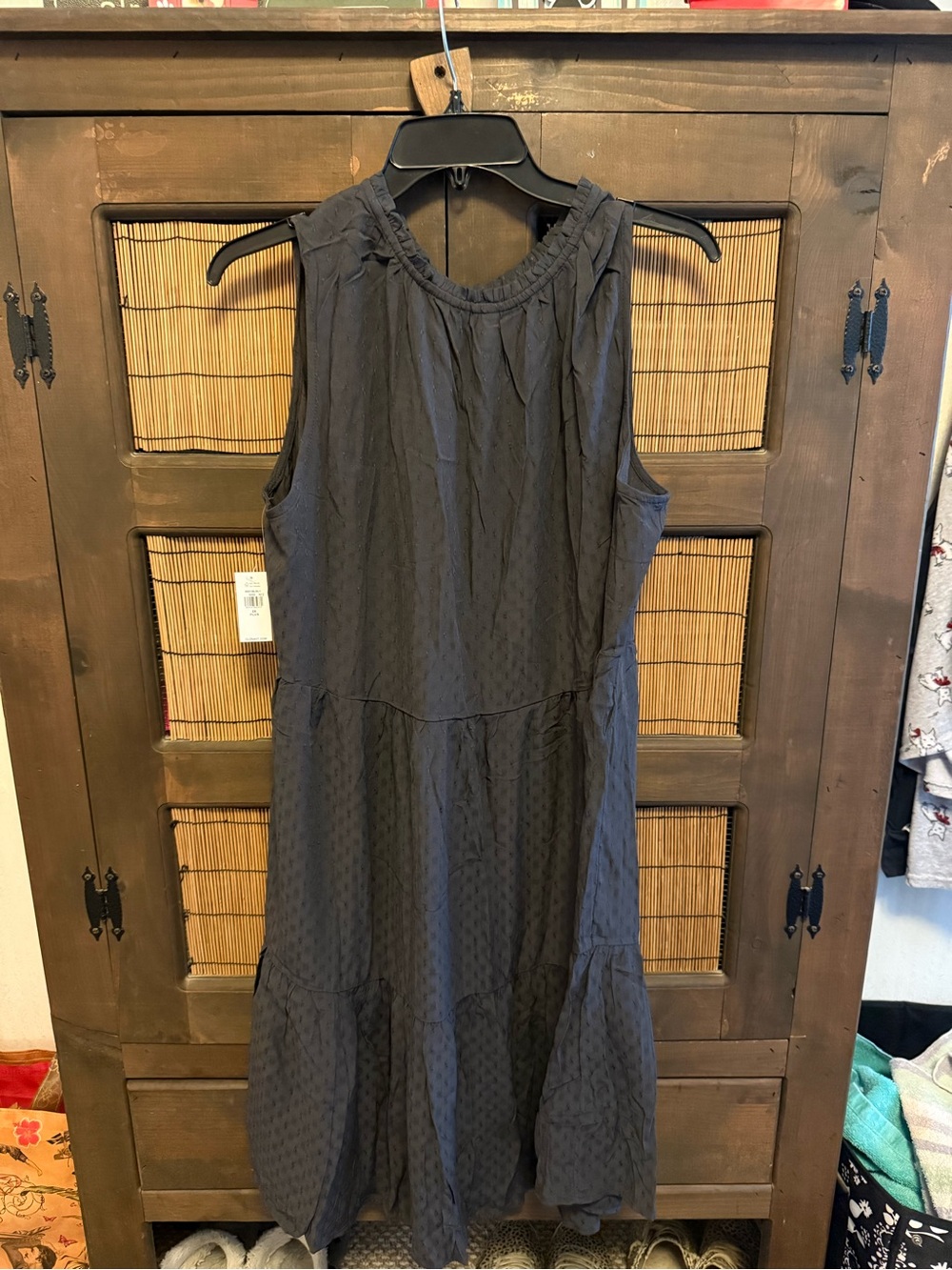 Charcoal Gray Sleeveless Tiered Midi Dress by Old Navy 2XL